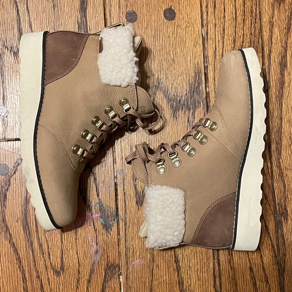 Nantucket Faux Fur Trimmed Waterproof Hiker Boot COLE HAAN Women’s 5.5 - Picture 6 of 7